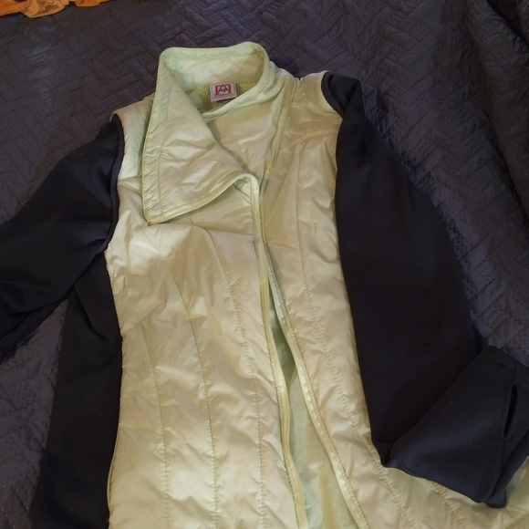 Jacket - Picture 3 of 3